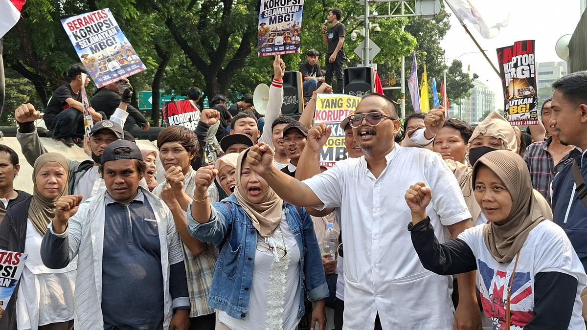 Aliansi Masyarakat Jakarta Gelar Aksi di Patung Kuda, Dukung MBG Dilanjutkan