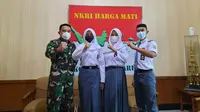 Qyara Maharani Putri (17), siswi kelas XI SMA 1 Garut, Jawa Barat yang satu ini sukses menjadi salah satu anggota Paskibraka Nasional 2021 pada peringatan HUT ke 76 RI di Istana. (Liputan6.com/Jayadi Supriadin)