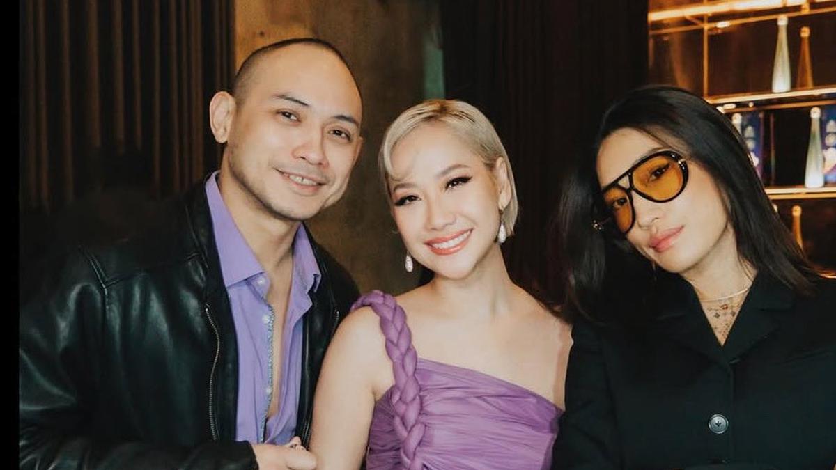 6 Potret Bunga Citra Lestari Kenakan Dress Ungu Kepang Serasi dengan Suaminya saat bertemu Peggy Gou di Korea Selatan
