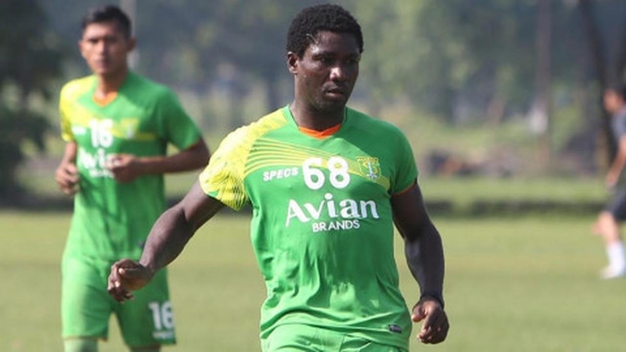 Durian runtuh bagi striker lokal Persebaya United