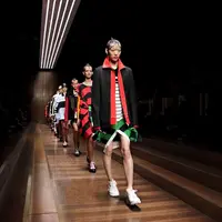 Burberry Autumn/Winter di London Fashion Week (Foto: Dok. Burberry)