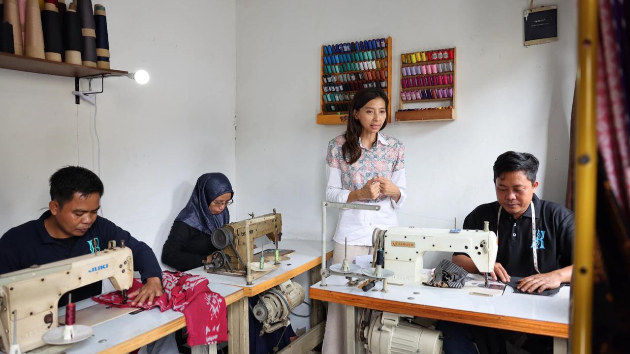 Kain Indonesia by Shifara Tawarkan Office Wear Modern Bernuansa Wastra