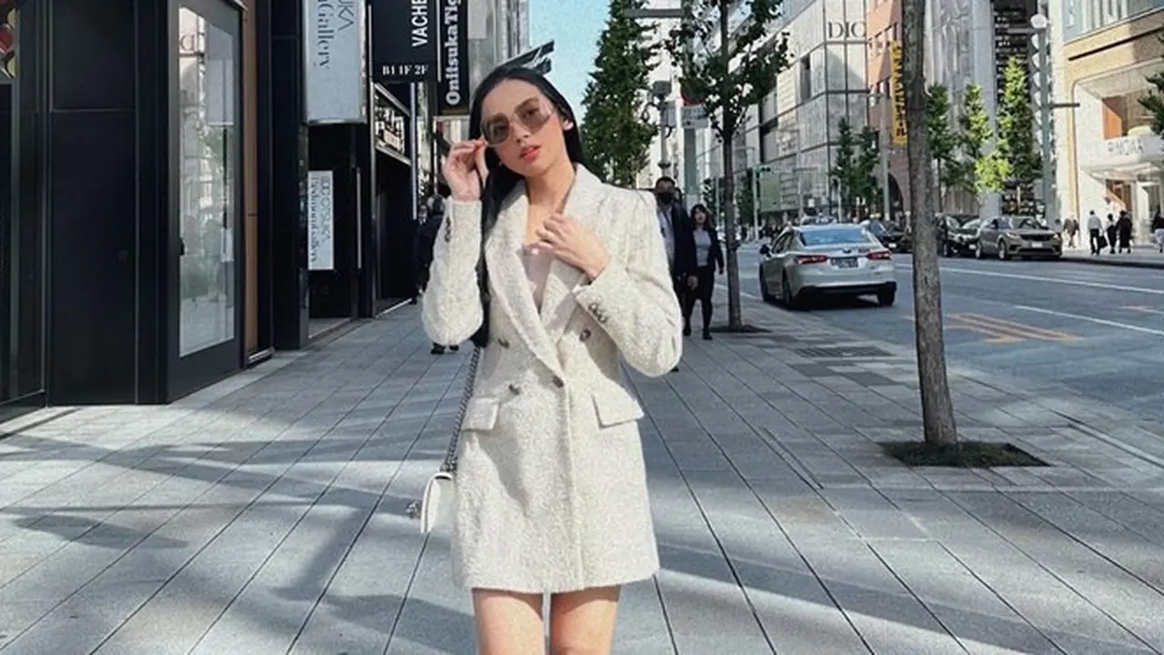 7 Potret Liburan Lyodra Ginting di Tokyo, Seru Banget