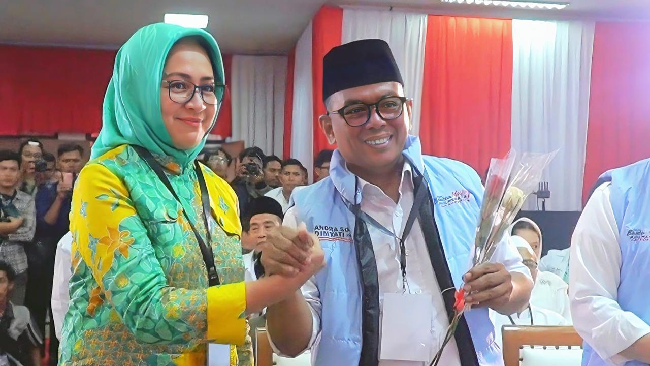 Airin dan Andra Soni