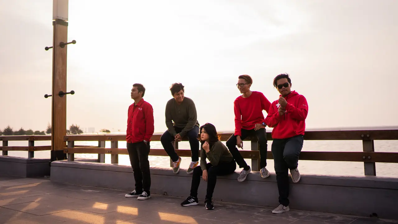 Band Langit Senja
