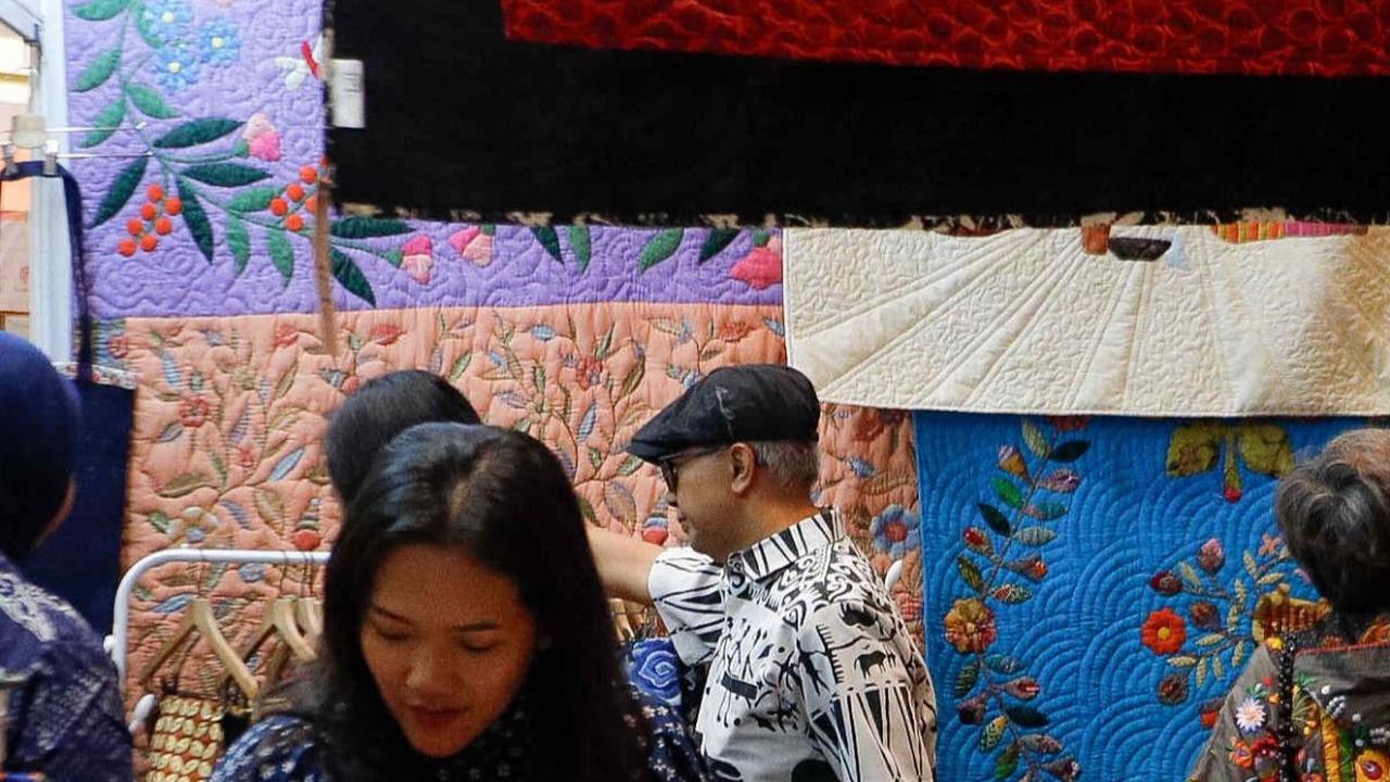 Sebagai pameran seni kriya terbesar di ASEAN, tahun ini adalah tahun ke-24.&nbsp;Liputan6.com/Herman Zakharia&nbsp;