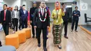 Kepala Badan Pelayanan Publik dan Inovasi Sosial Azerbaijan, Ulvi Mehdiyev (kiri) saat berkunjung di Mal Pelayanan Publik DKI Jakarta di kawasan Kuningan, Jakarta, Selasa (2/7/2024). (Liputan6.com/Herman Zakharia)