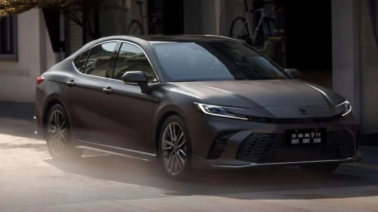 Toyota Camry Glorious Edition