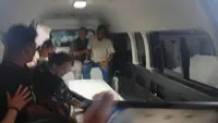 Tangis Sang Ayah Pecah Saat Peti Mati Bripda Natanael Simanungkalit Dibawa ke Rumah Duka
