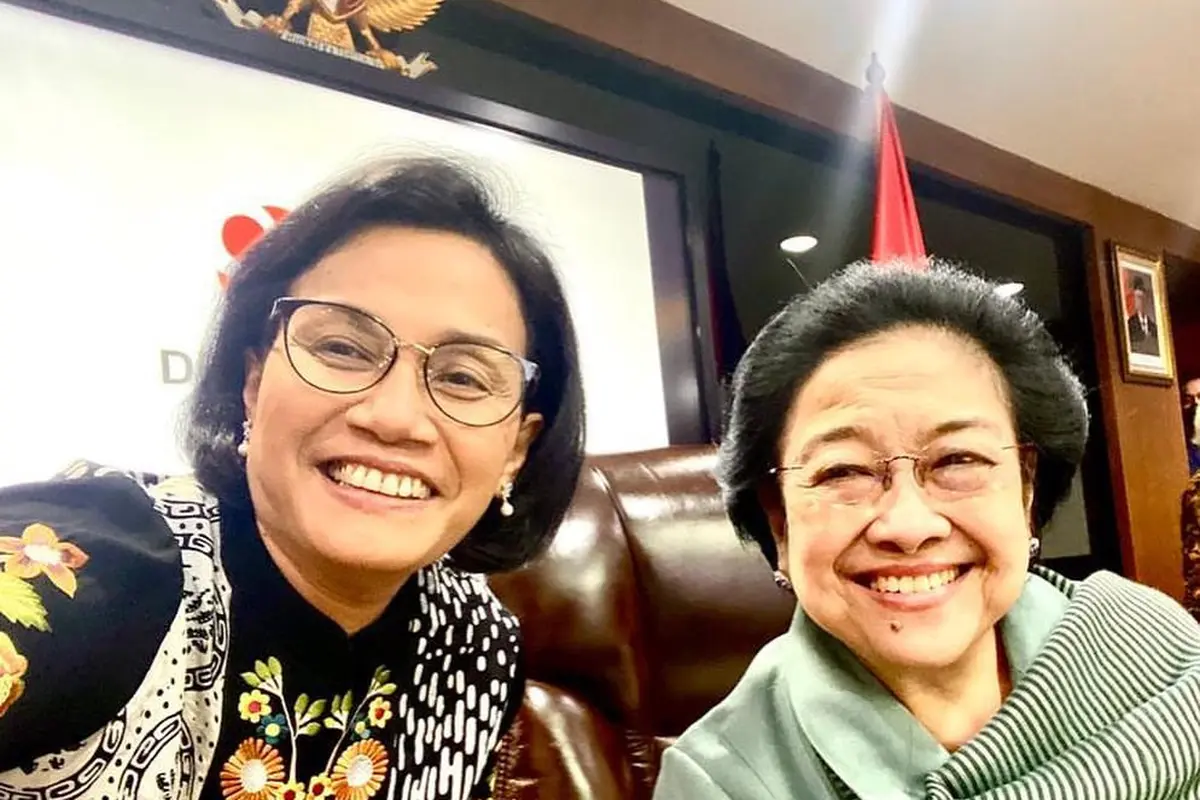 Menteri Keuangan Sri Mulyani Indrawati turut memberikan ucapan selamat ulang tahun kepada mantan Presiden Megawati Soekarnoputri.