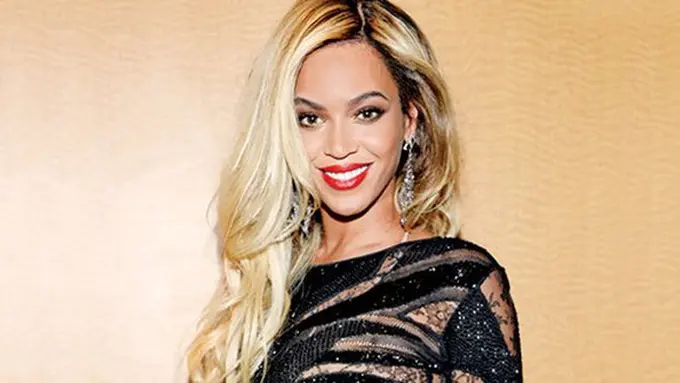 Copyright: (billboard)