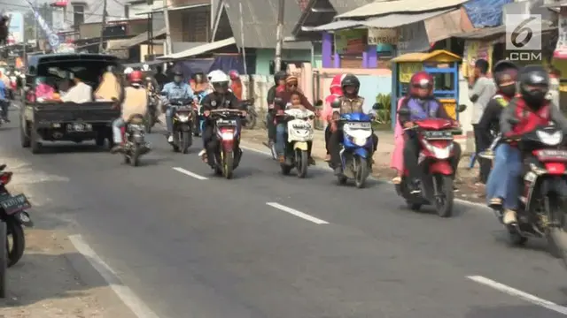 VIDEO: Lebaran Hari Kedua, Pemotor Padati Arteri Karawang