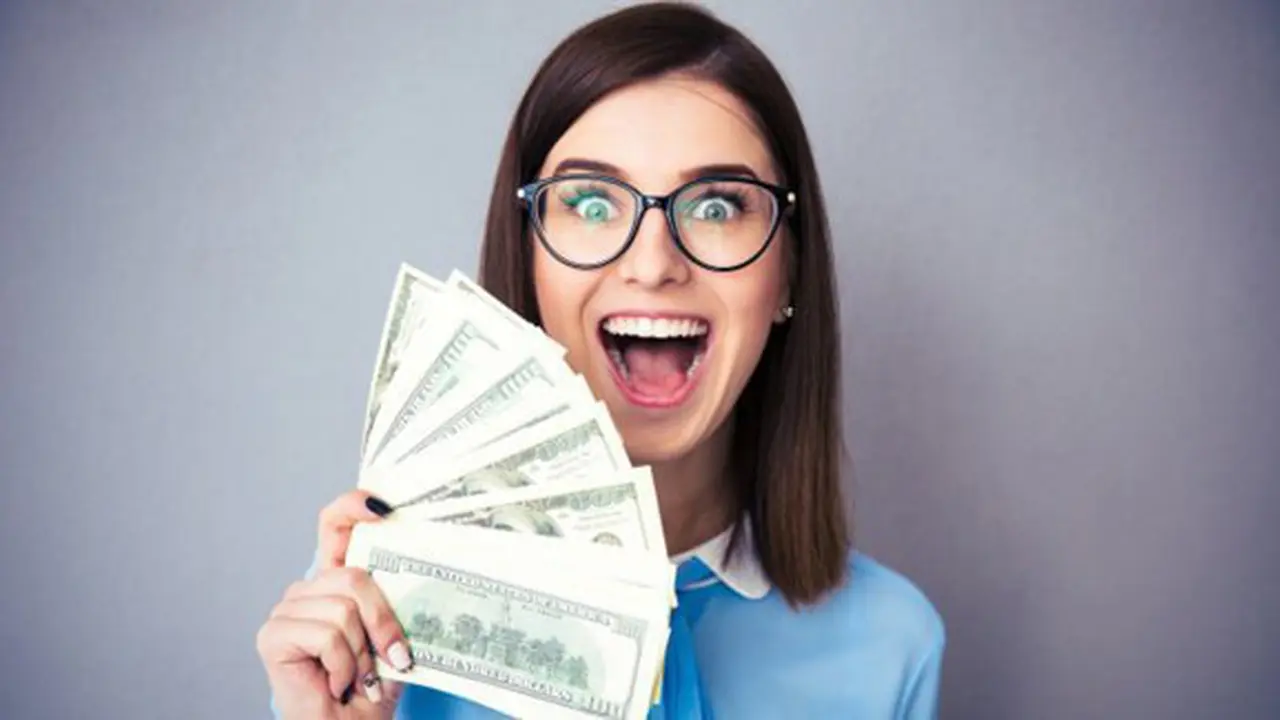Cara mengatur keuangan generasi milenial/copyright Shutterstock.com