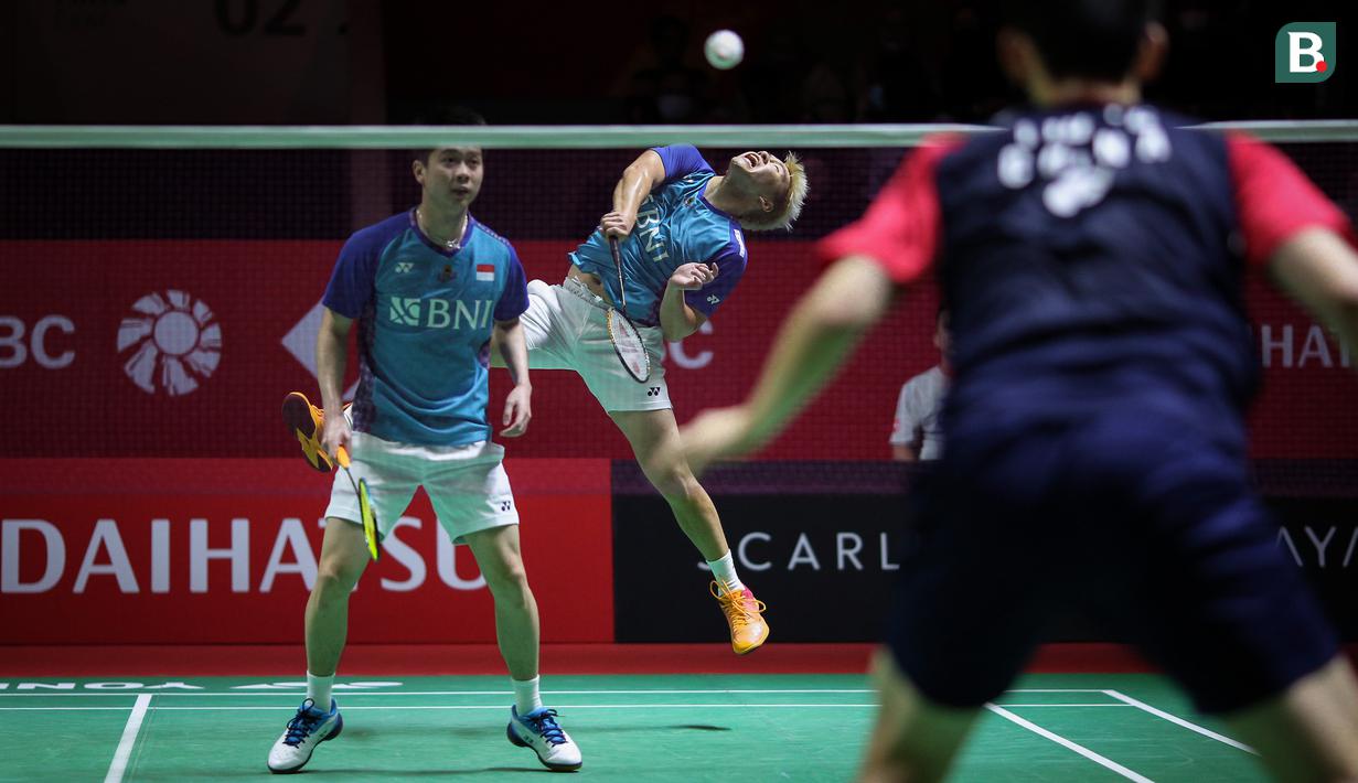 Pada game ketiga situasi seperti di game kedua terulang. Interval game kedua pun ditutup dengan keunggulan 11-6 bagi Liu Yu Chen/Ou Xuan Yi. (Bola.com/Bagaskara Lazuardi)