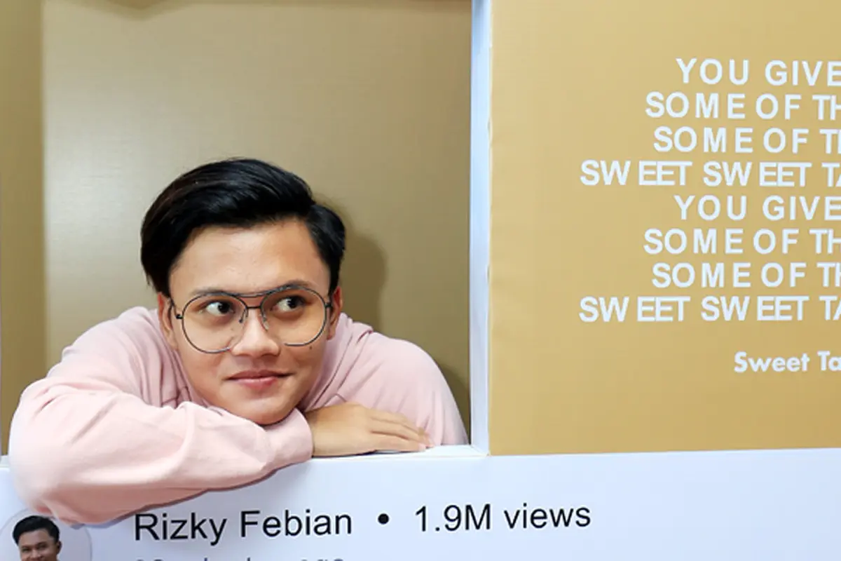 [Bintang] Tantangan Rizky Febian di Single Kolaborasi Sweet Talk