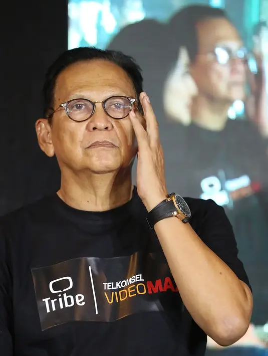 Menurut ayah dari Gading Marten itu, peran jahat itu merupakan salah satu wajah lainnya di dunia akting yang telah dilakoni selama puluhan tahun. (Bambang E Ros/Bintang.com)