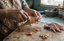 Kulit Ceker Ayam Susah Dikupas? Coba Cara Ini agar Lebih Cepat dan Tidak Berantakan