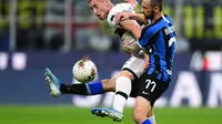 Inter Milan mengincar bek Parma, Dejan Kulusevski (kiri) (Miguel Medina/AFP)