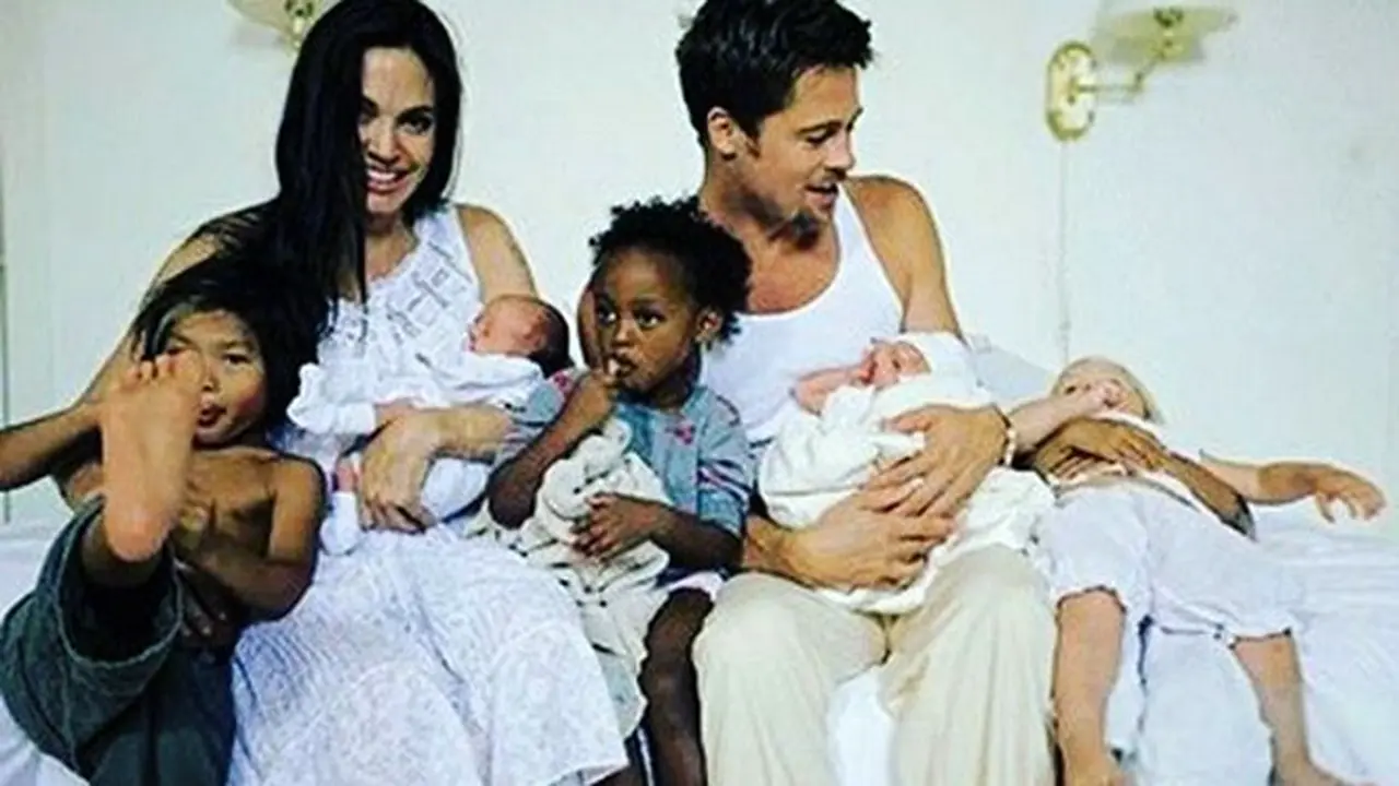 Angelina Jolie dan Brad Pitt