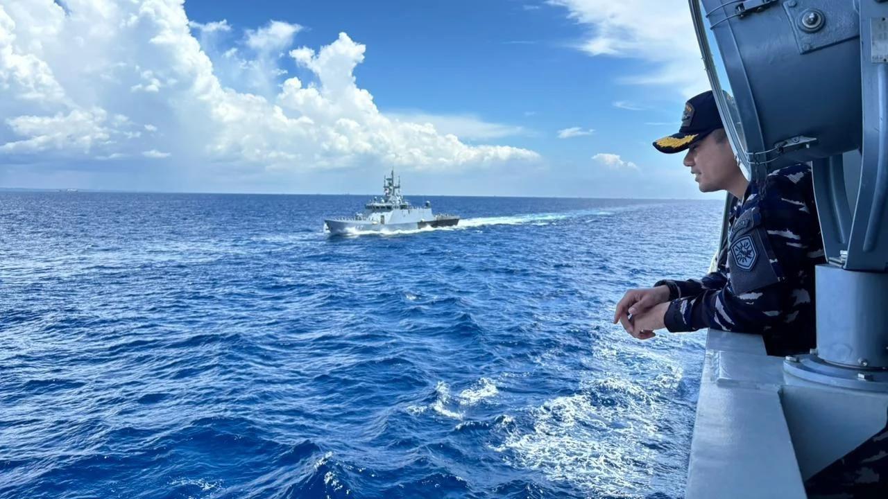 FOTO: TNI AL Gelar Latihan Laut Bersama Malaysia di Perairan Jawa