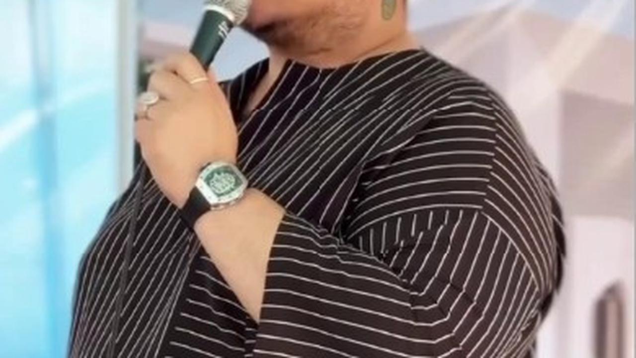 7 Potret Ivan Gunawan Peletakan Batu Pertama, Resmikan Masjid di Pesantrennya Jelang Berangkat Haji