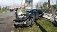 Hantam Tiang Listrik Pakai Nissan GT-R, Pesepak Bola Rusia Tewas 