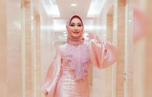 Kini Kembali Bernyanyi, 7 Potret Terbaru Ira Swara Usai Alami Kesulitan Ekonomi