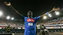 Kalidou Koulibaly menjadi target utama yang gagal mendarat ke Manchester City pada bursa transfer musim panas tahun 2020 lalu. The Citizen kemudian berpindah target ke Ruben Dias, yang berhasil dinobatkan sebagai pemain terbaik Liga Inggris musim 2020/2021. (Foto: AFP/Carlo Hermann)