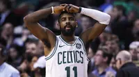 Ekspresi Kekecewaan Kyrie Irving (AP)