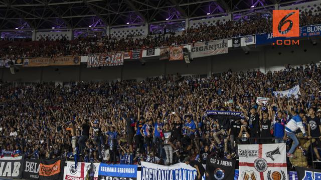 Dukungan Aremania saat Away