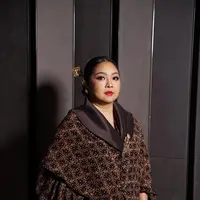 Era Soekamto Terima Penghargaan dari UNESCO, Teguhkan Komitmen Melestarikan Batik Lewat Rasa, Cerita, dan Karya. [Dok/ERA SOEKAMTO].