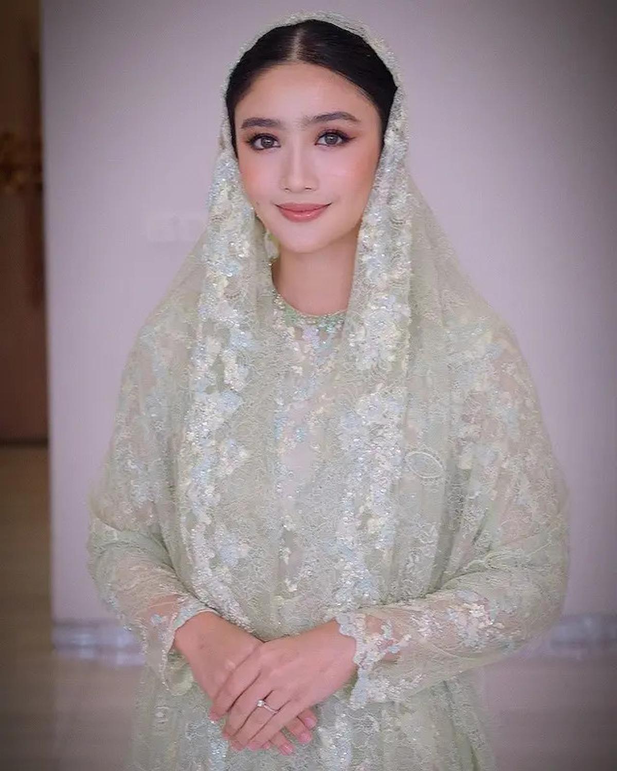 8 Potret Febby Rastanty Gelar Pengajian dan Siraman Jelang Nikah, Penuh Bahagia