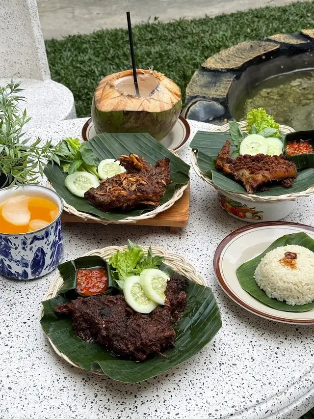 Ayam Bakar Artomoro Malang