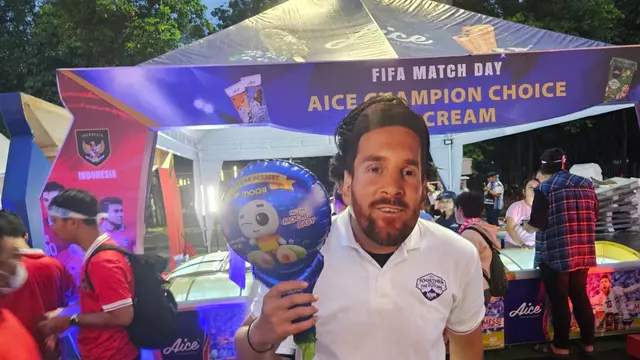 topeng Lionel Messi