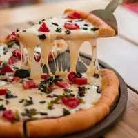 ilustrasi resep pizza/copyright unsplash/Nicolás Perondi