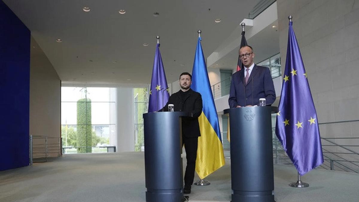 Kanselir Jerman Janji Bantu Ukraina Produksi Rudal Jarak Jauh