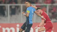 Kapten JDT, Aidil Zafuan saat melawan Persija Jakarta pada laga Piala AFC 2018 di Stadion Utama Gelora Bung Karno, Jakarta, Selasa (10/4/2018). Persija Jakarta menang 4-0.  (Bola.com/Nick Hanoatubun)