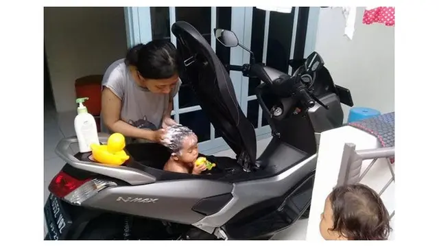 Fungsi Bagasi Motor Ini Bikin Geleng-geleng