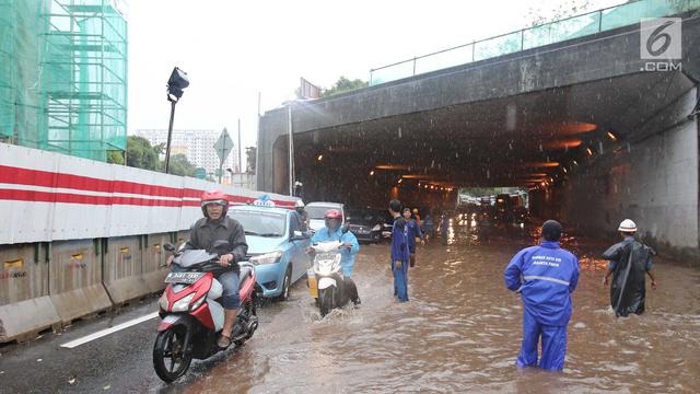 Underpass Cawang Banjir