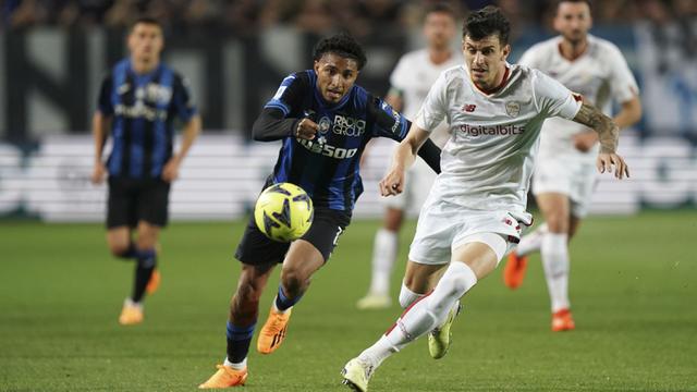 Foto: Tiket Liga Champions AS Roma Tertahan di Markas Atalanta setelah Takluk 1-3 di Liga Italia
