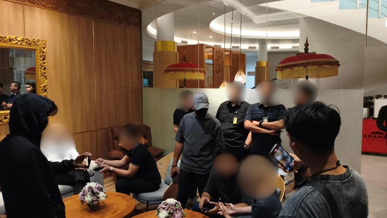 Buronan Interpol Penyelundup Narkotika ke Australia Ditangkap di Bali, Coba Kabur Sembunyi di Toilet Jet Pribadi