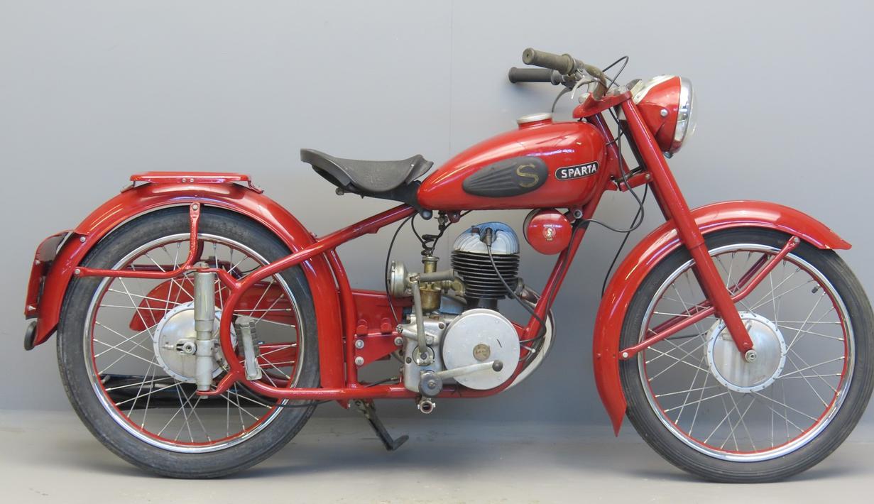 Sparta Villiers besutan tahun 1950 menjadi salah satu motor 50an dengan desain ciamik. Motor ini menggunakan mesin berkapasitas 148cc hingga 200cc. Di eranya, motor ini digunakan untuk tukang roti, tukang susu, pos, dan kegiatan sejenis lainnya. (Source: yesterdays.nl)