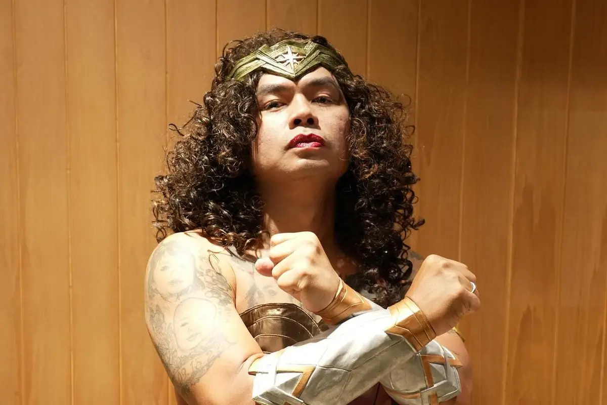 Wendi Cagur pakai kostum Wonder Woman (Instagram/wendicagur)