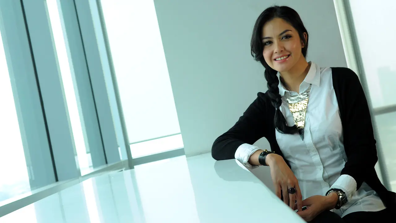 [FOTO] Senyum Revalina S Temat Bikin Deg-degan
