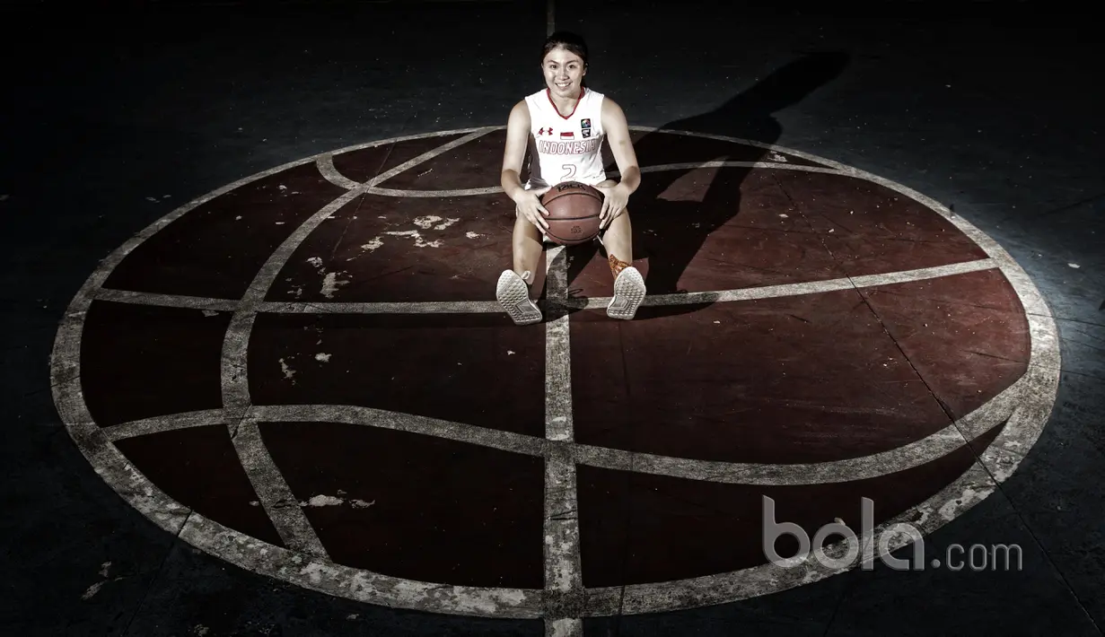 Michelle Kurniawan, Atlet Basket Putri Indonesia yang menjadi juara pada kompetisi FIBA 3x3 U18 Asia Cup 2017, di Cyberjaya, Malaysia. (Bola.com/Nicklas Hanoatubun)