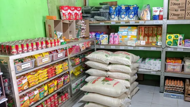 Usaha Makin Berkembang, Ini Cerita Pengusaha Sembako di Semarang Tumbuh Bersama Holding Ultra Mikro