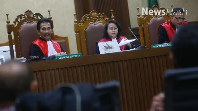Majelis hakim akan mengonfrontasi mantan anggota Komisi II DPR Miryam S Haryani dengan tiga penyidik KPK pada sidang kasus e-KTP, Kamis (30/3/2017), di Pengadilan Tipikor, Jakarta Pusat. 