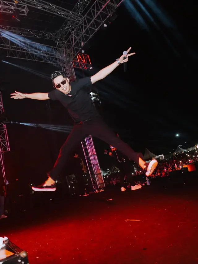 Penyanyi dangdut Masdddho