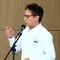 Menkes Budi melaporkan ke Presiden Prabowo bahwa gedung RSUD KH Muhammad Thohir telah jadi. RS ini memberikan layanan kanker hingga ginjal. (Foto: Tangkapan Layar Youtube Sekretariat Kabinet)