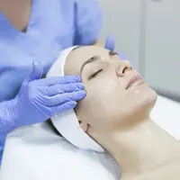 Mengenal rangkaian perawatan kulit mewah asal Amerika Serikat iS Clinical yang menjadi favorit para ahli kecantikan dunia